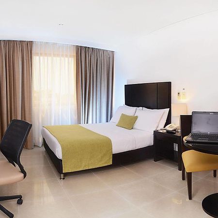 Hotel Millenium バランカベルメハ エクステリア 写真