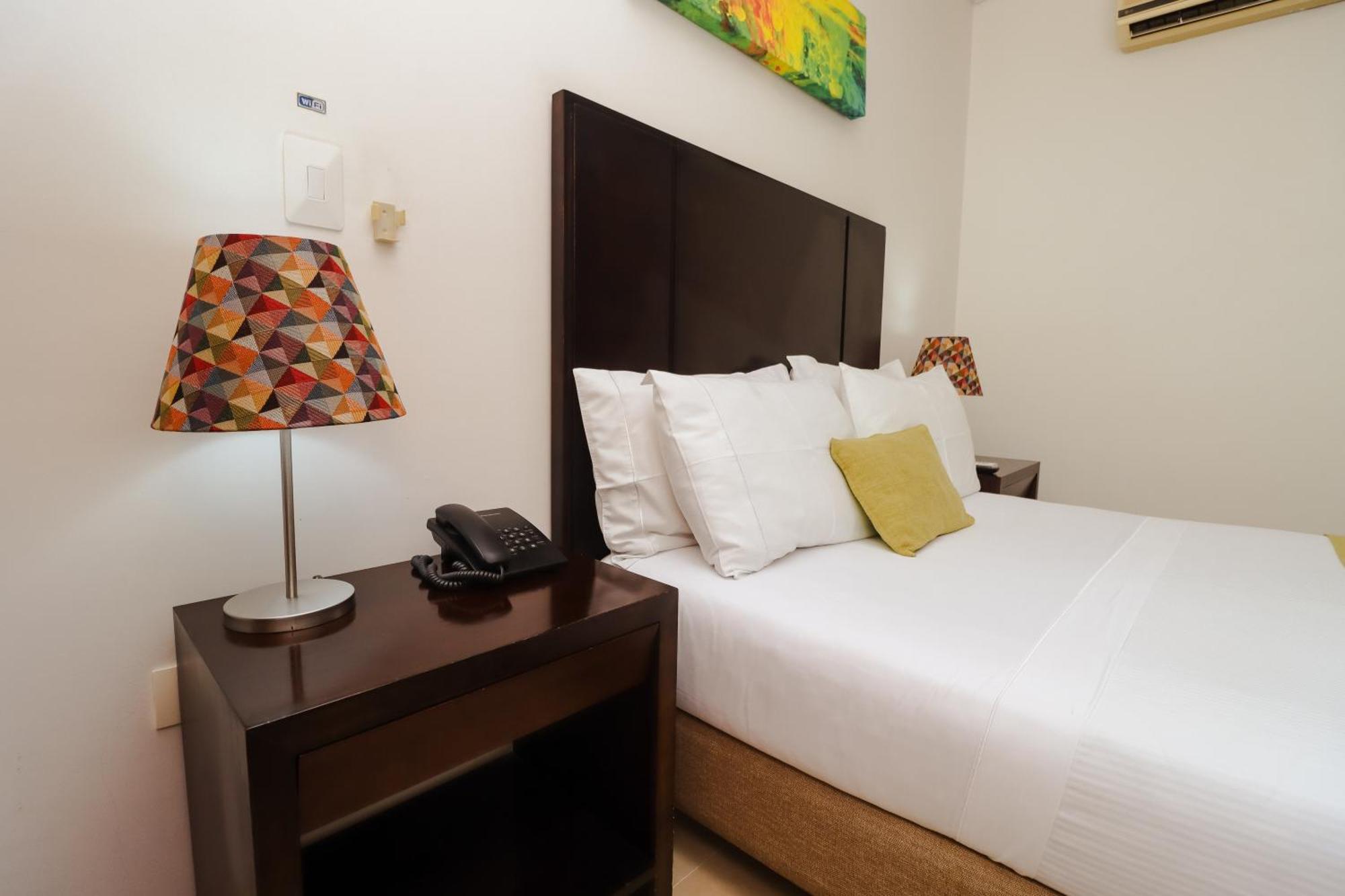 Hotel Millenium バランカベルメハ エクステリア 写真