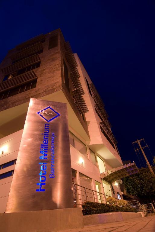 Hotel Millenium バランカベルメハ エクステリア 写真